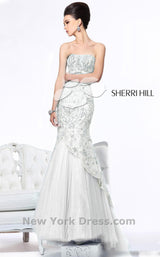 2 of 2 Sherri Hill 21042 White/Silver