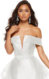 5 of 8 Alyce 60663 Diamond White