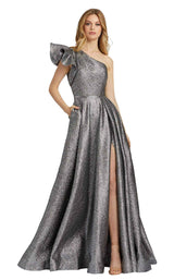 1 of 6 Mac Duggal 67297M Platinum