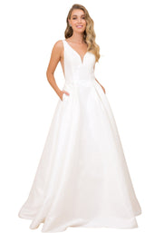 1 of 8 Nox Anabel E156 Dress White