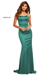 7 of 26 Sherri Hill 52613 Emerald