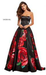 3 of 18 Sherri Hill 52722 Black Print