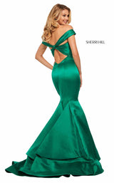 5 of 10 Sherri Hill 52895 Emerald